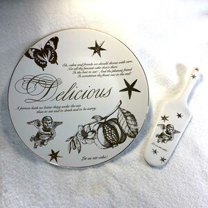 1995 vintage Boston Warehouse cake plate with server